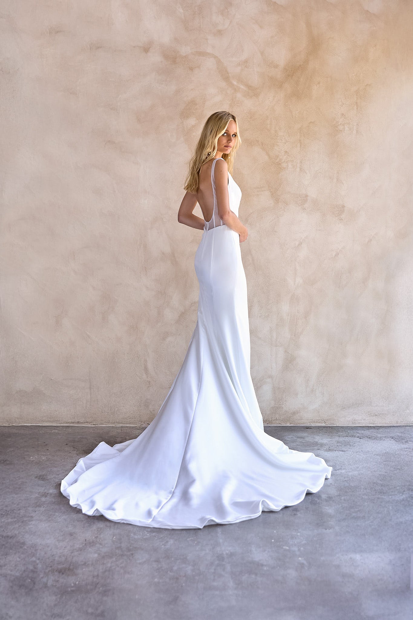 80cm Train of Josie Gown Adding Dramatic Flair