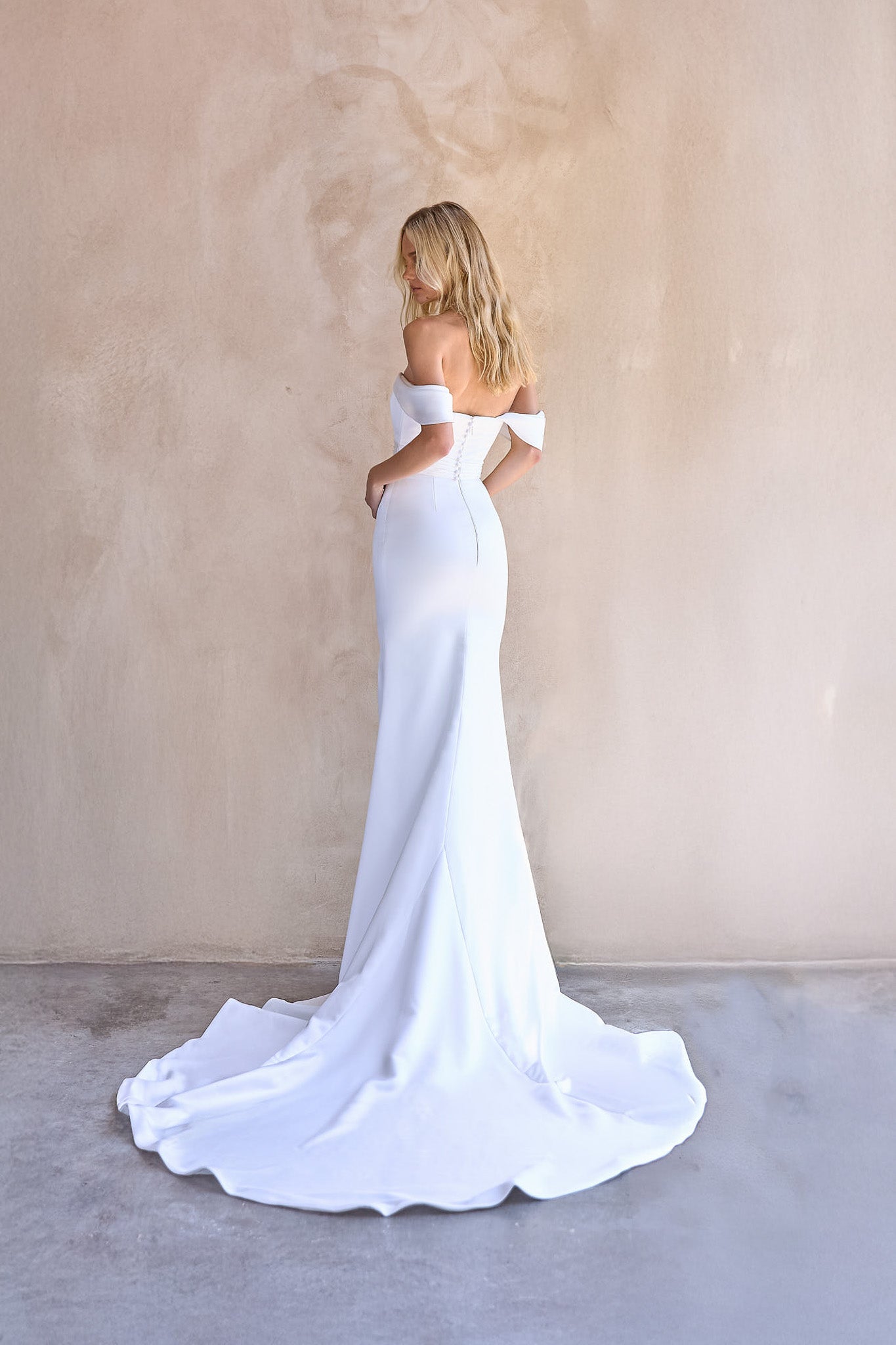 Detachable Sleeves for Versatile Styling on Jacqui Gown